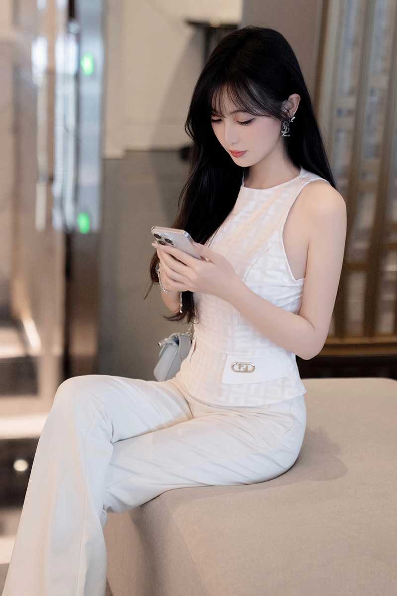 xiuren林星阑短旗袍职业装写真